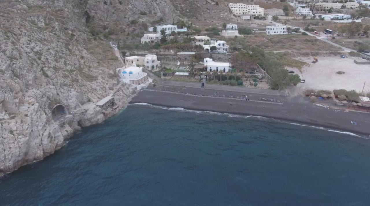Moschatos Beach House Kamari  Exterior photo